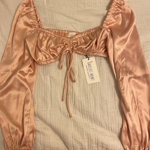 Isabelles Cabinet long sleeve tank